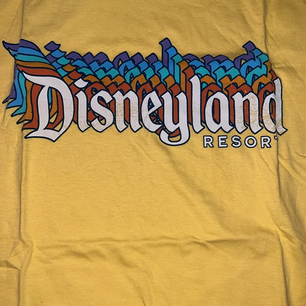 Yellow Disneyland T-shirt size small NWOT - Picture 2 of 4